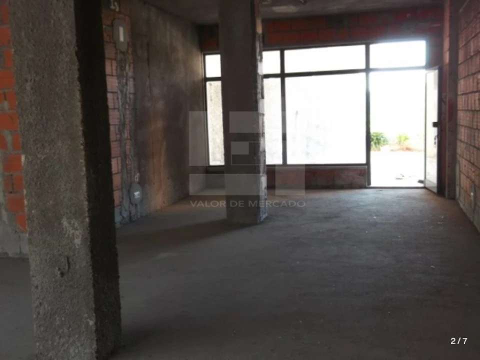 Loja para Venda em Santa Comba Dão e Couto do Mosteiro Foto 4