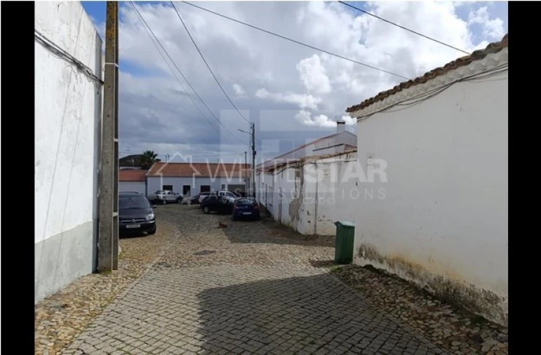 Moradia T4 para Venda em Vidigueira Foto 2