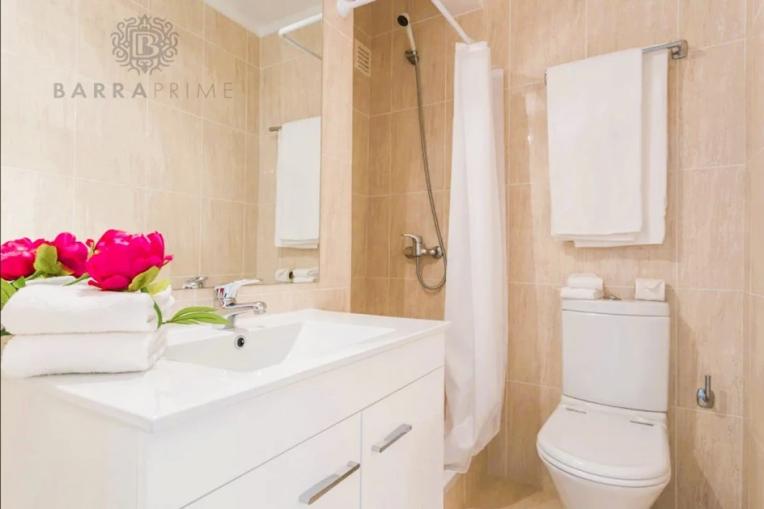 Apartamento T2 para Venda em Quarteira Foto 19