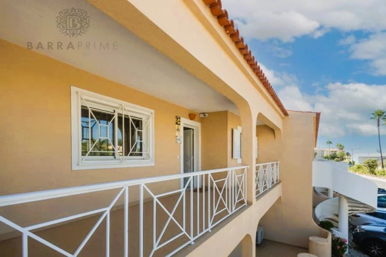 Apartamento T2 para Venda em Quarteira Foto 5