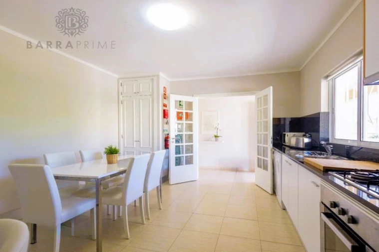 Apartamento T2 para Venda em Quarteira Foto 14