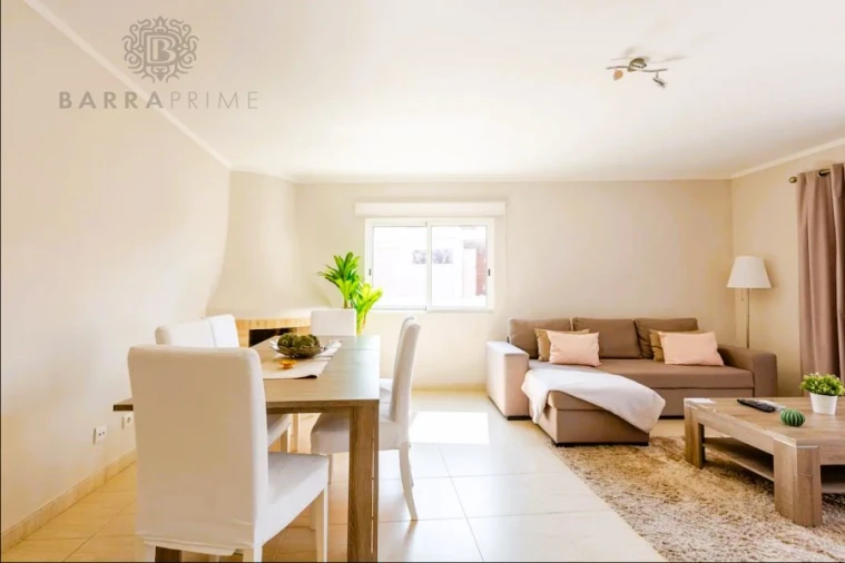 Apartamento T2 para Venda em Quarteira Foto 17