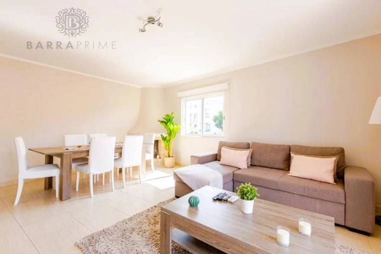 Apartamento T2 para Venda em Quarteira Foto 18