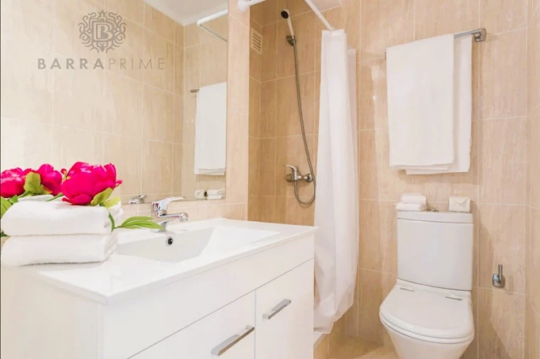Apartamento T2 para Venda em Quarteira Foto 19