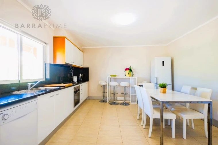 Apartamento T2 para Venda em Quarteira Foto 20