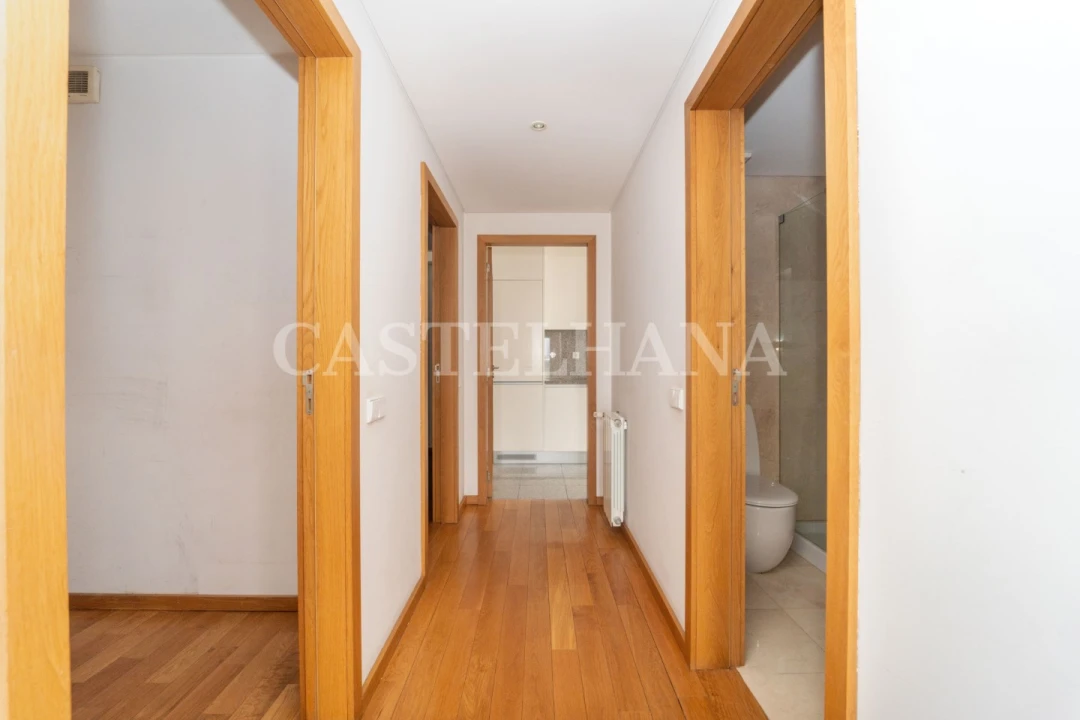 Apartamento T4 para Venda em Matosinhos e Leça da Palmeira Foto 8