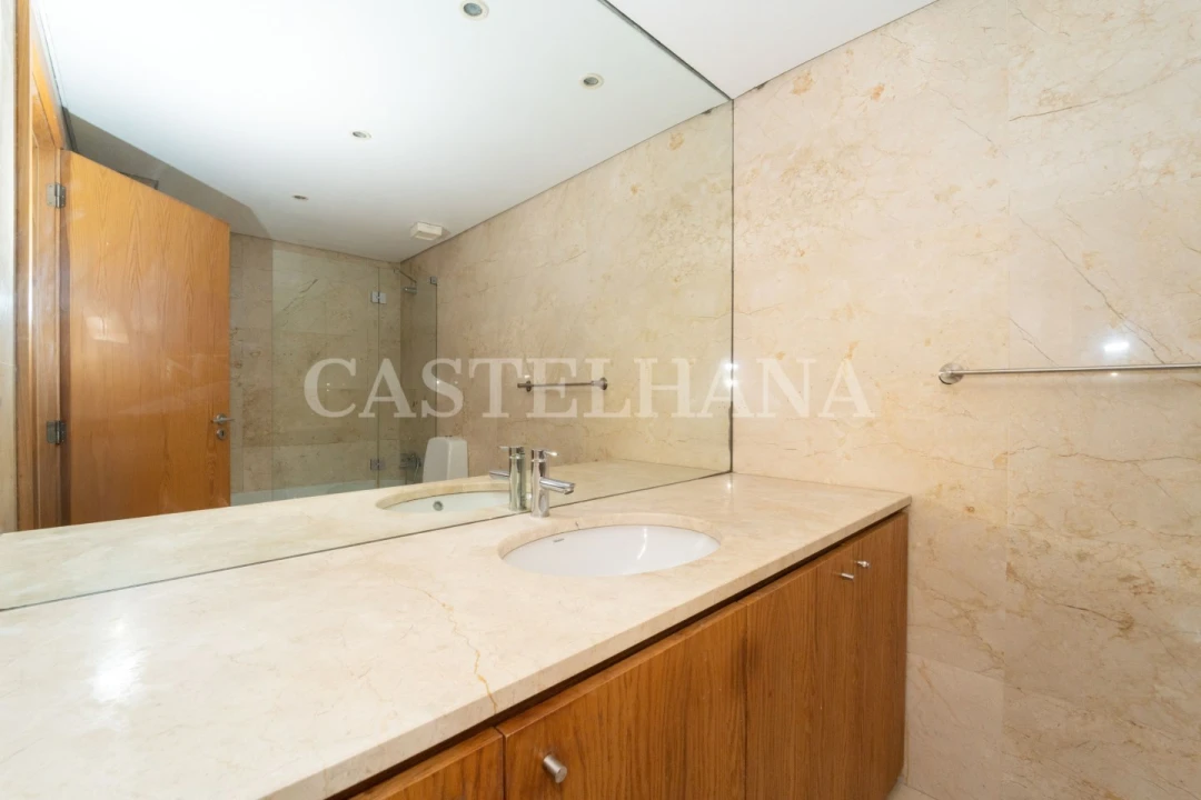 Apartamento T4 para Venda em Matosinhos e Leça da Palmeira Foto 34