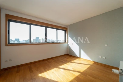 Apartamento T4 para Venda em Matosinhos e Leça da Palmeira