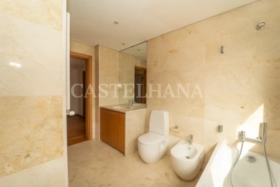 Apartamento T4 para Venda em Matosinhos e Leça da Palmeira