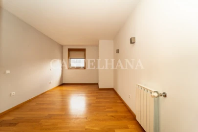 Apartamento T4 para Venda em Matosinhos e Leça da Palmeira