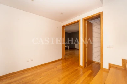 Apartamento T4 para Venda em Matosinhos e Leça da Palmeira