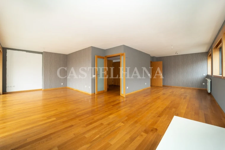 Apartamento T4 para Venda em Matosinhos e Leça da Palmeira Foto 5