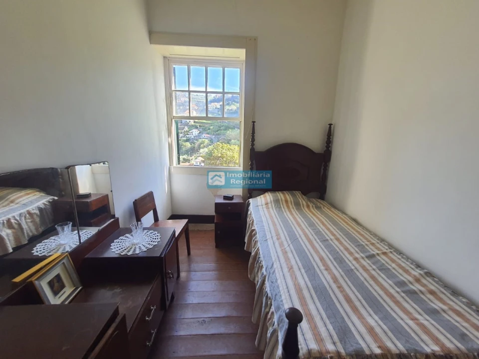 Moradia T4 para Venda em Ribeira da Janela Foto 18