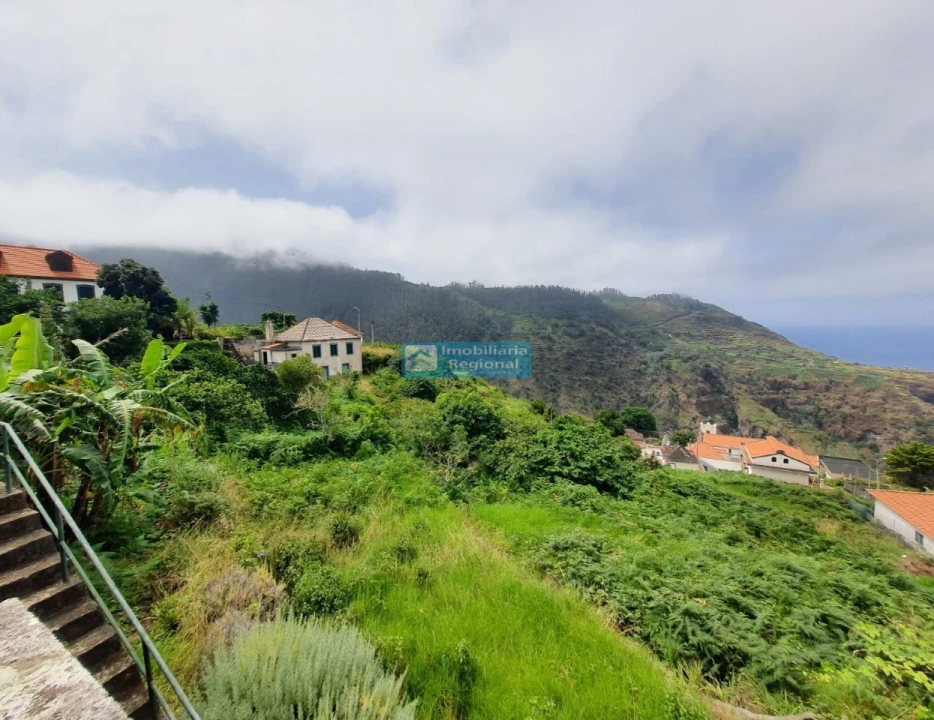 Moradia T4 para Venda em Ribeira da Janela Foto 10