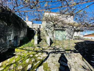 Moradia T7 para Venda em Seixas