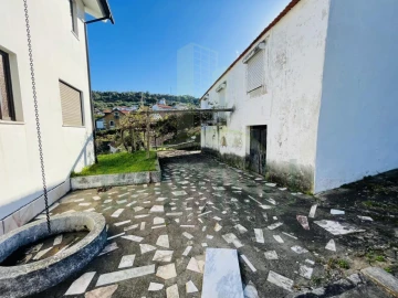Moradia T7 para Venda em Seixas
