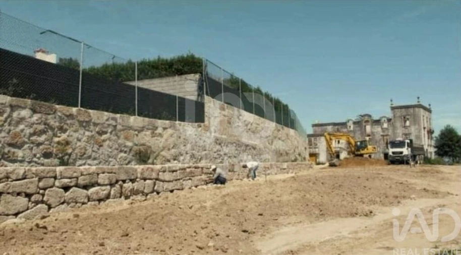 Prédio para Venda em Louredo Foto 17