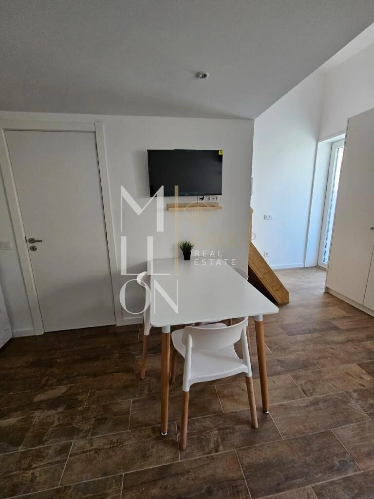Moradia T1 para Venda em Paranhos Foto 2