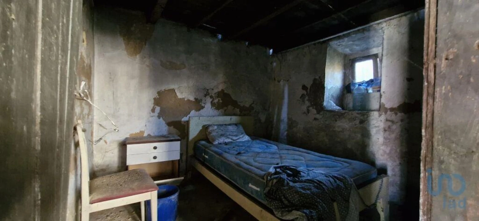 Moradia T1 para Venda em Carvalhal Foto 12