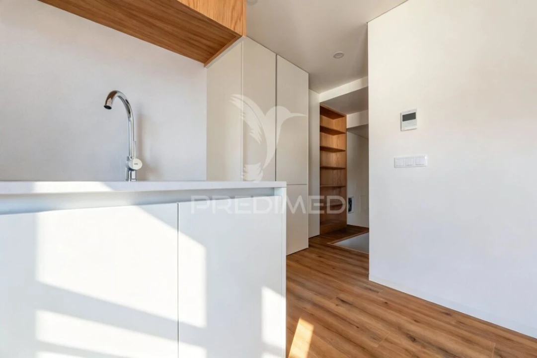 Apartamento T1 para Venda em Amares e Figueiredo Foto 5