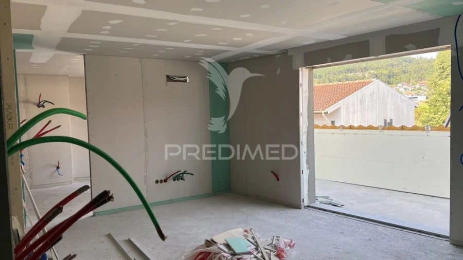 Apartamento T1 para Venda em Amares e Figueiredo Foto 6