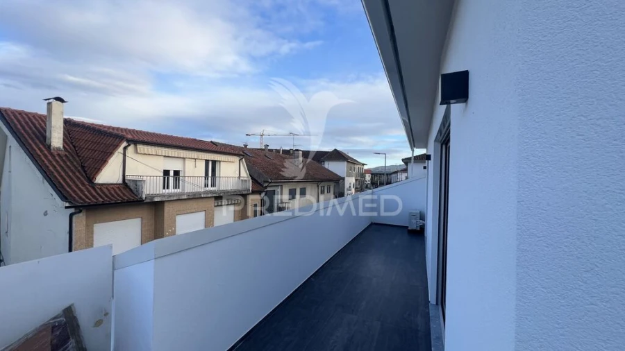 Apartamento T1 para Venda em Amares e Figueiredo Foto 9