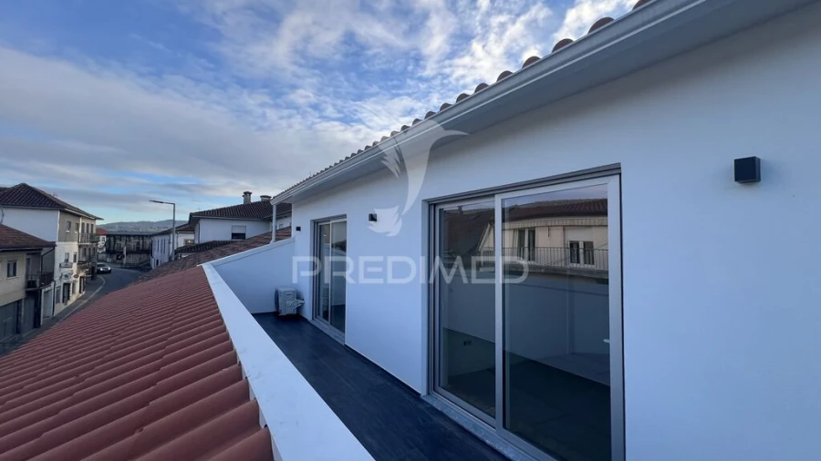 Apartamento T1 para Venda em Amares e Figueiredo Foto 2