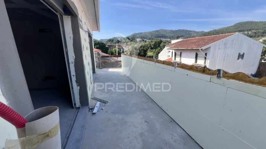Apartamento T1 para Venda em Amares e Figueiredo Foto 16
