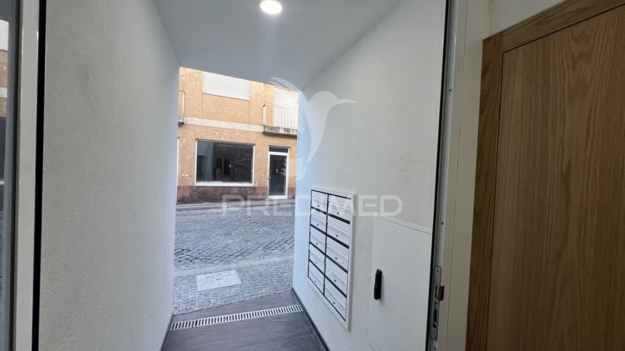 Apartamento T1 para Venda em Amares e Figueiredo Foto 20