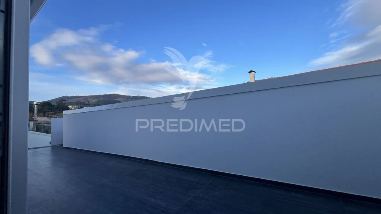 Apartamento T1 para Venda em Amares e Figueiredo Foto 10