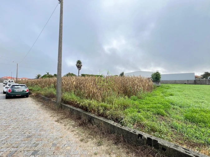 Terreno para Venda em Aver-O-Mar, Amorim e Terroso Foto 4