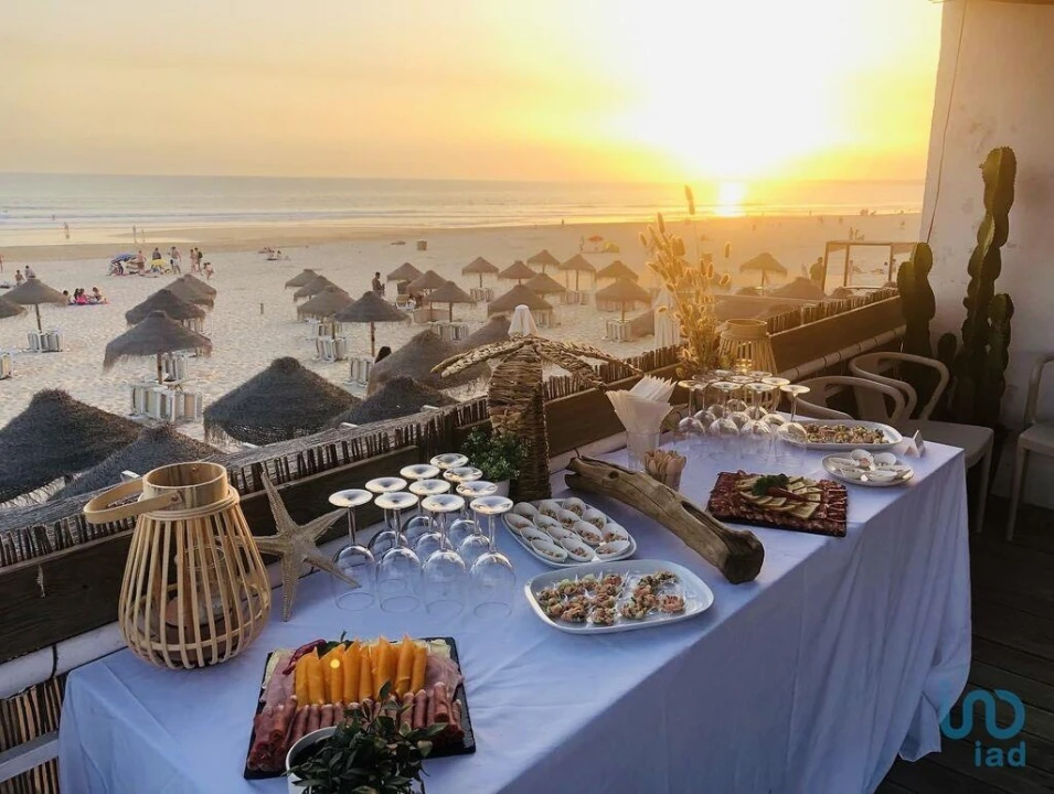 Negócio para Venda em Costa da Caparica Foto 1