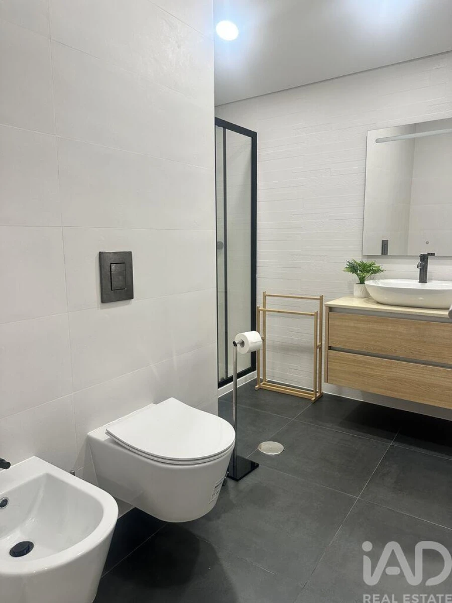 Apartamento T1 para Venda em Requeixo, Nossa Senhora de Fátima e Nariz Foto 18
