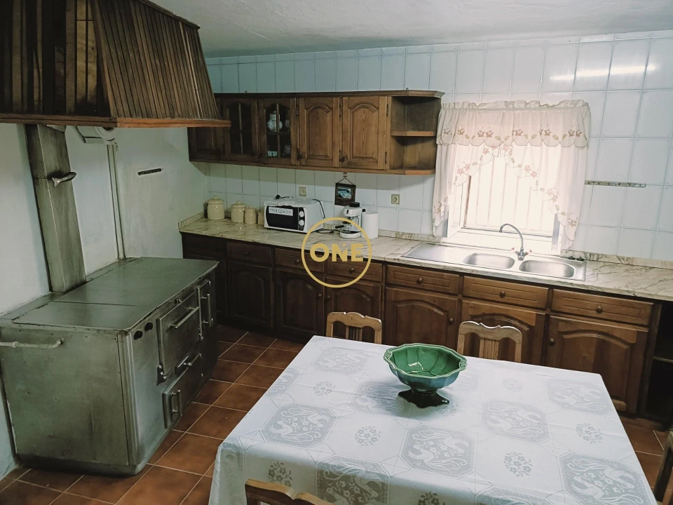 Moradia T3 para Venda em Cibões e Brufe Foto 4