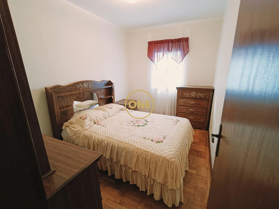 Moradia T3 para Venda em Cibões e Brufe Foto 9