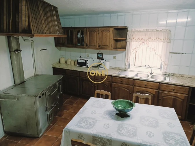 Moradia T3 para Venda em Cibões e Brufe Foto 4