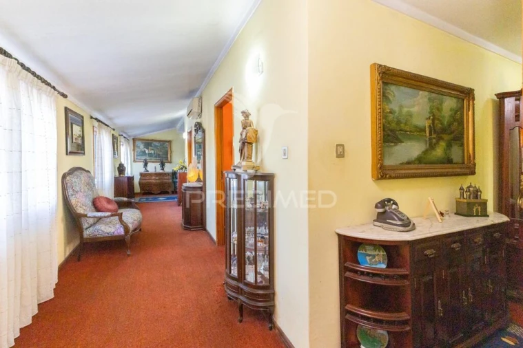 Moradia T4 para Venda em Campo e Sobrado Foto 4