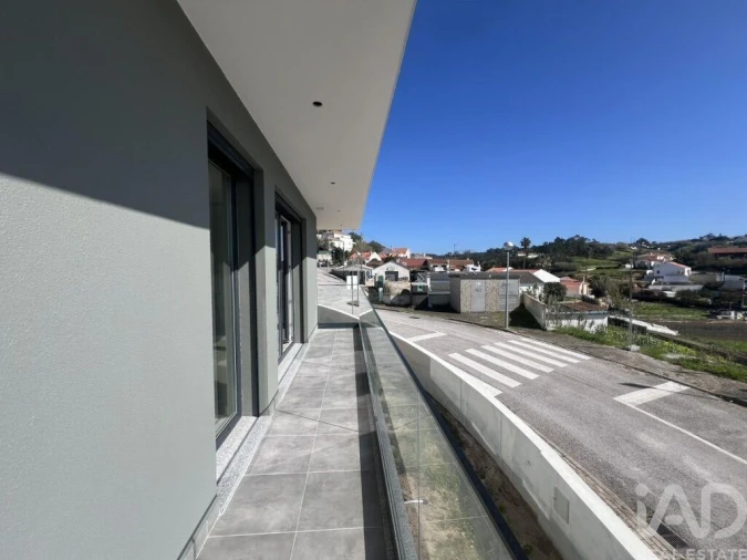 Moradia T3 para Venda em Ericeira Foto 8