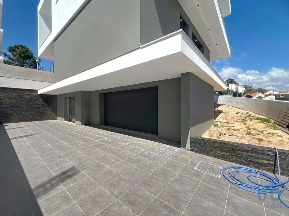 Moradia T3 para Venda em Ericeira Foto 1