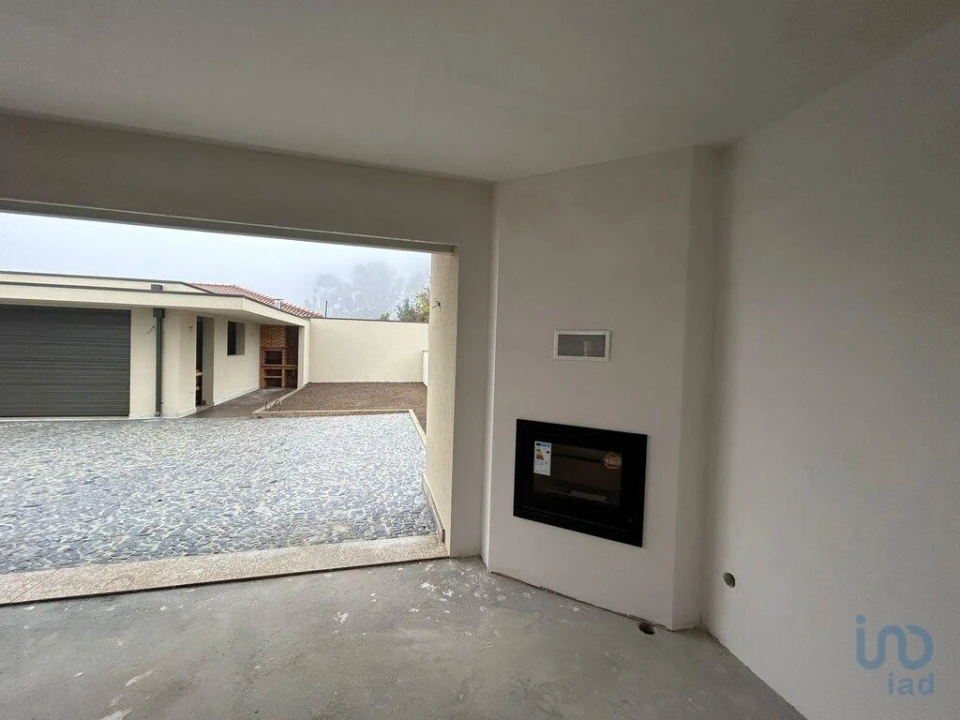 Moradia T3 para Venda em Arões (São Romão) Foto 9