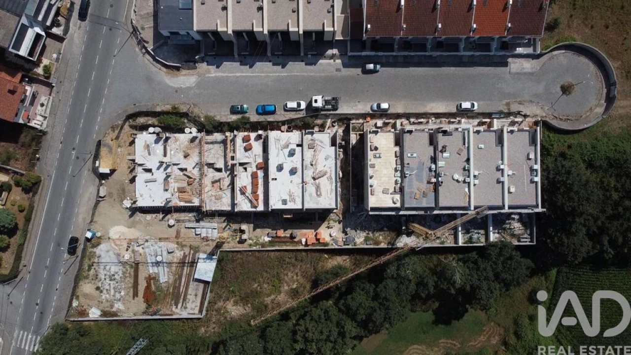 Moradia T3 para Venda em Fânzeres e São Pedro da Cova Foto 22