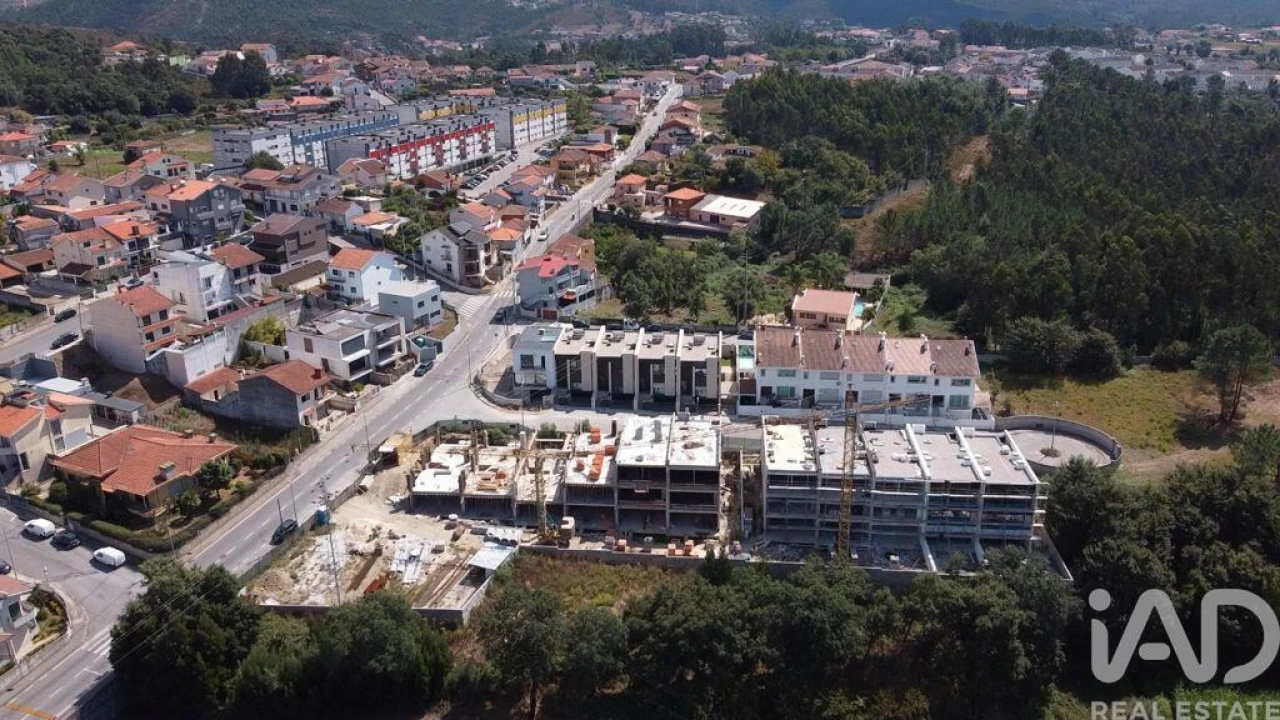 Moradia T3 para Venda em Fânzeres e São Pedro da Cova Foto 20