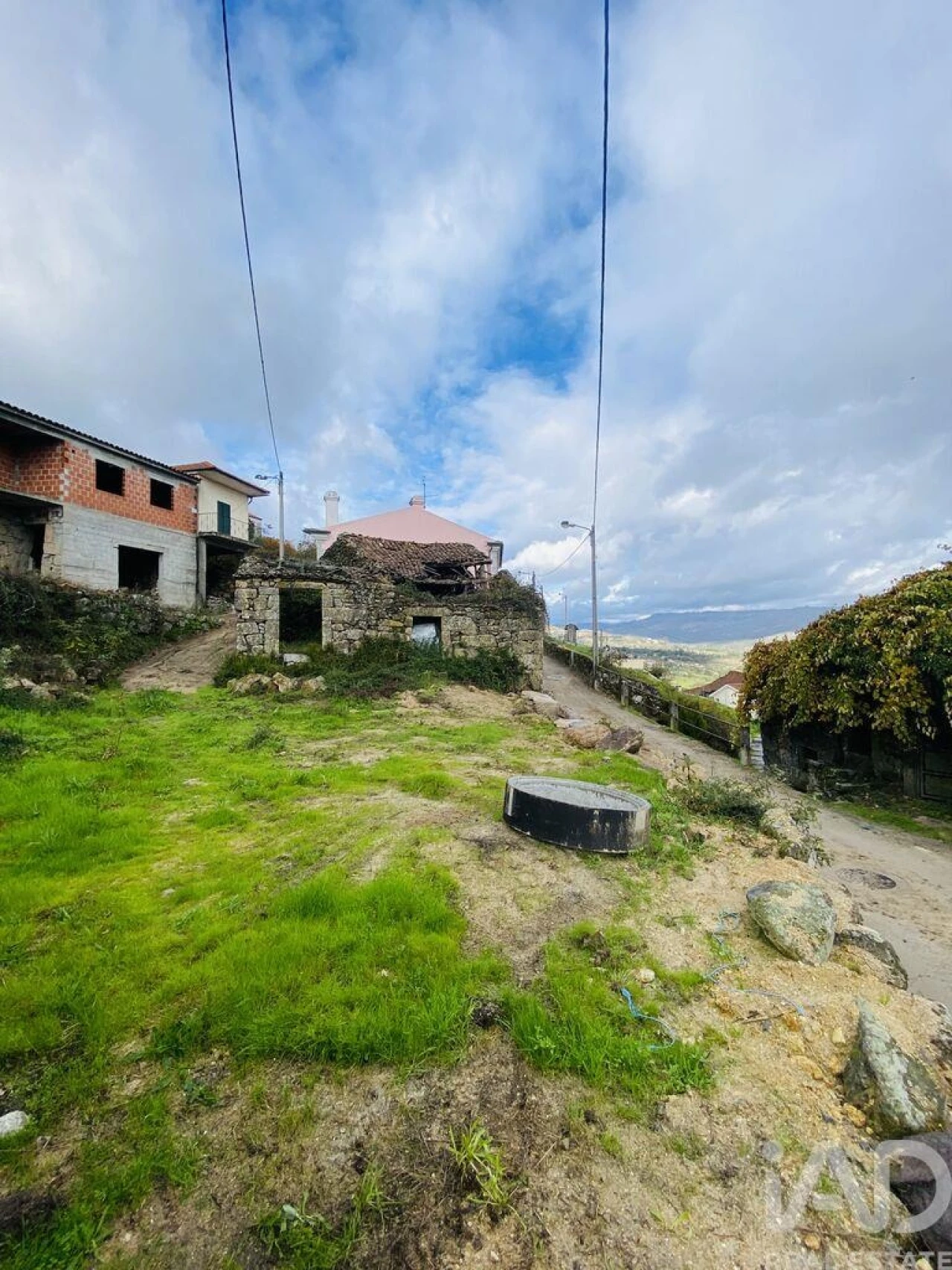 Moradia para Venda em Adoufe e Vilarinho de Samardã Foto 30