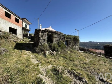 Moradia para Venda em Adoufe e Vilarinho de Samardã