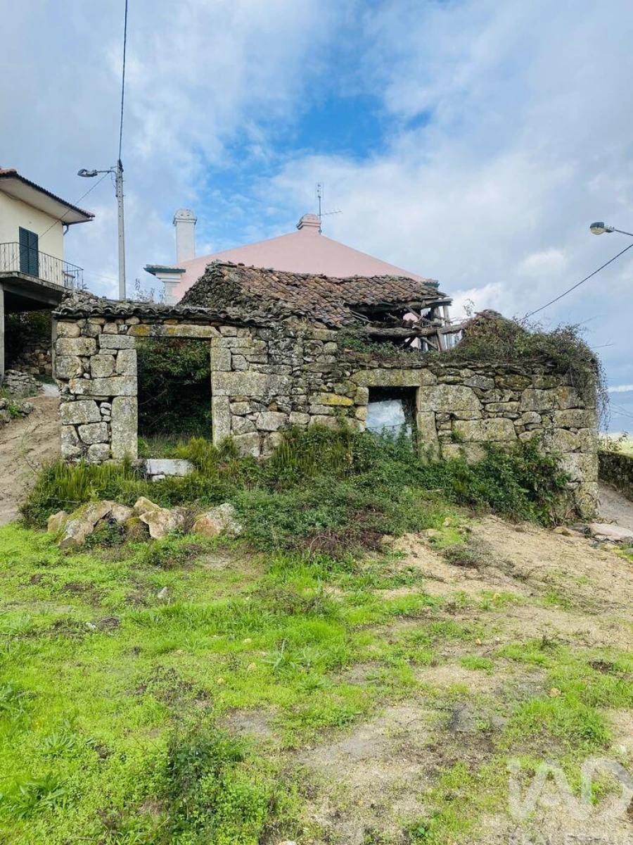 Moradia para Venda em Adoufe e Vilarinho de Samardã Foto 29