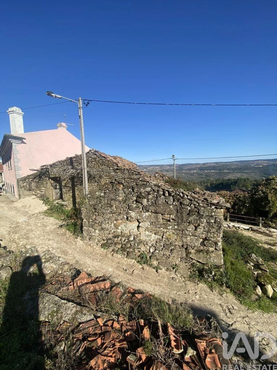 Moradia para Venda em Adoufe e Vilarinho de Samardã Foto 18
