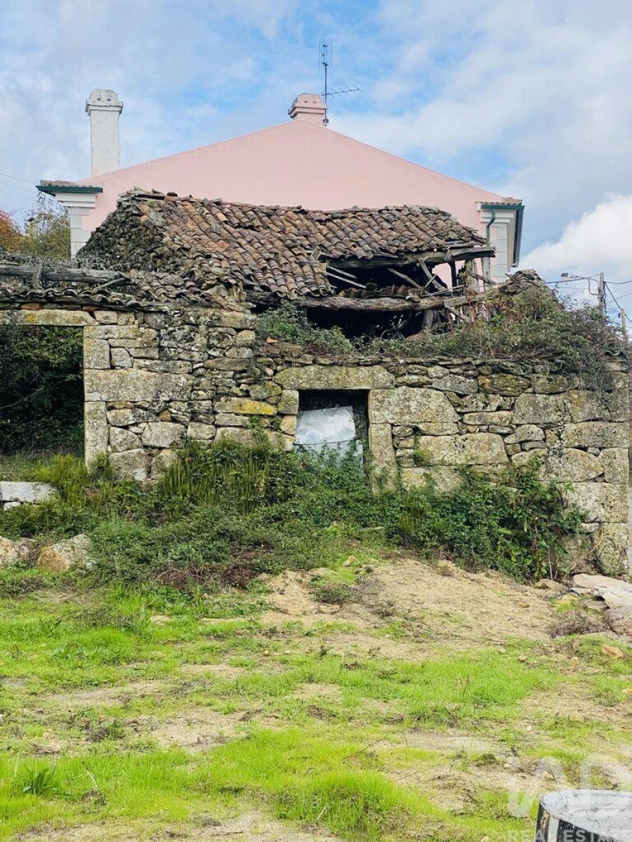 Moradia para Venda em Adoufe e Vilarinho de Samardã Foto 24