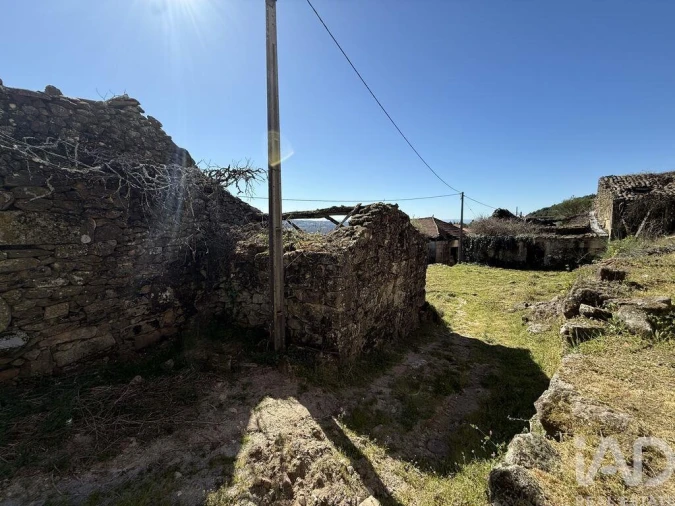 Moradia para Venda em Adoufe e Vilarinho de Samardã Foto 6