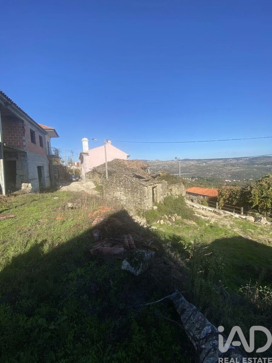 Moradia para Venda em Adoufe e Vilarinho de Samardã Foto 17
