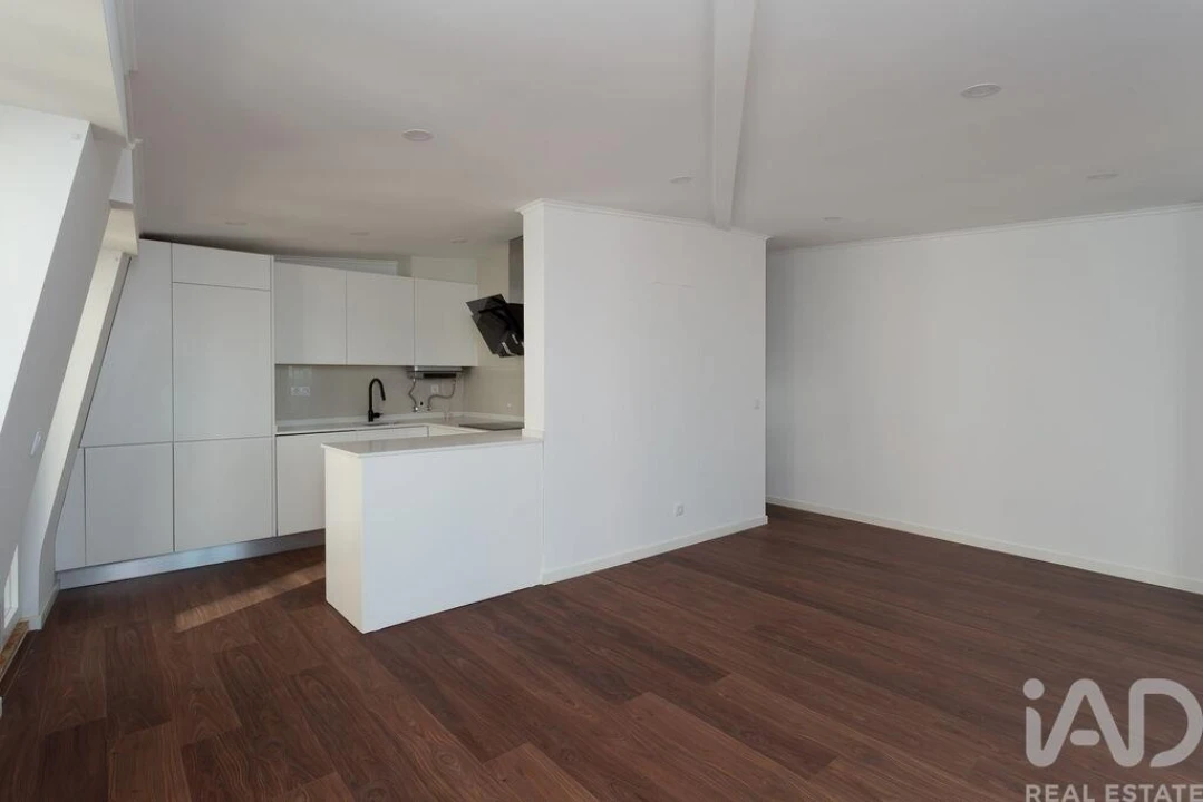 Apartamento T2 para Venda em Misericórdia Foto 7